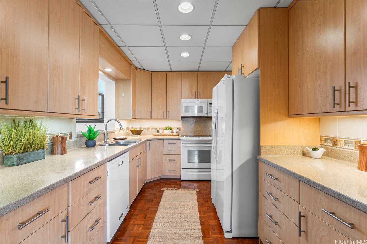 1333 Heulu Street - Photo 1