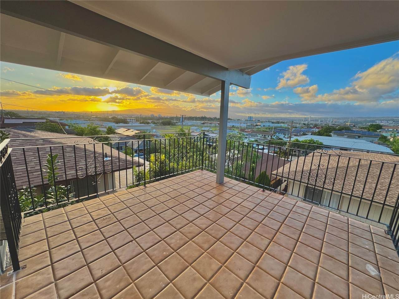 https://bt-photos.global.ssl.fastly.net/honolulu/1280_boomver_2_202606460-2.jpg