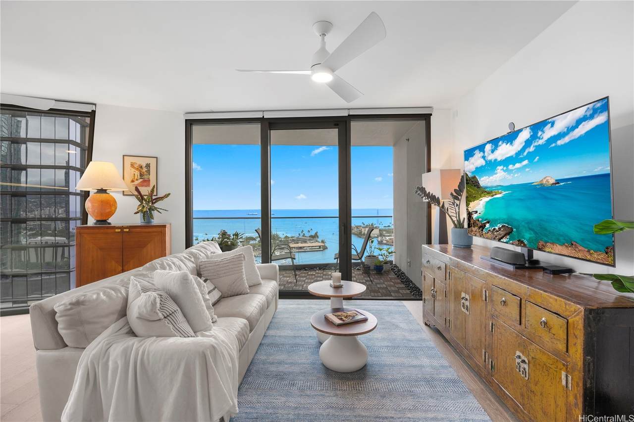 https://bt-photos.global.ssl.fastly.net/honolulu/1280_boomver_2_202606527-2.jpg