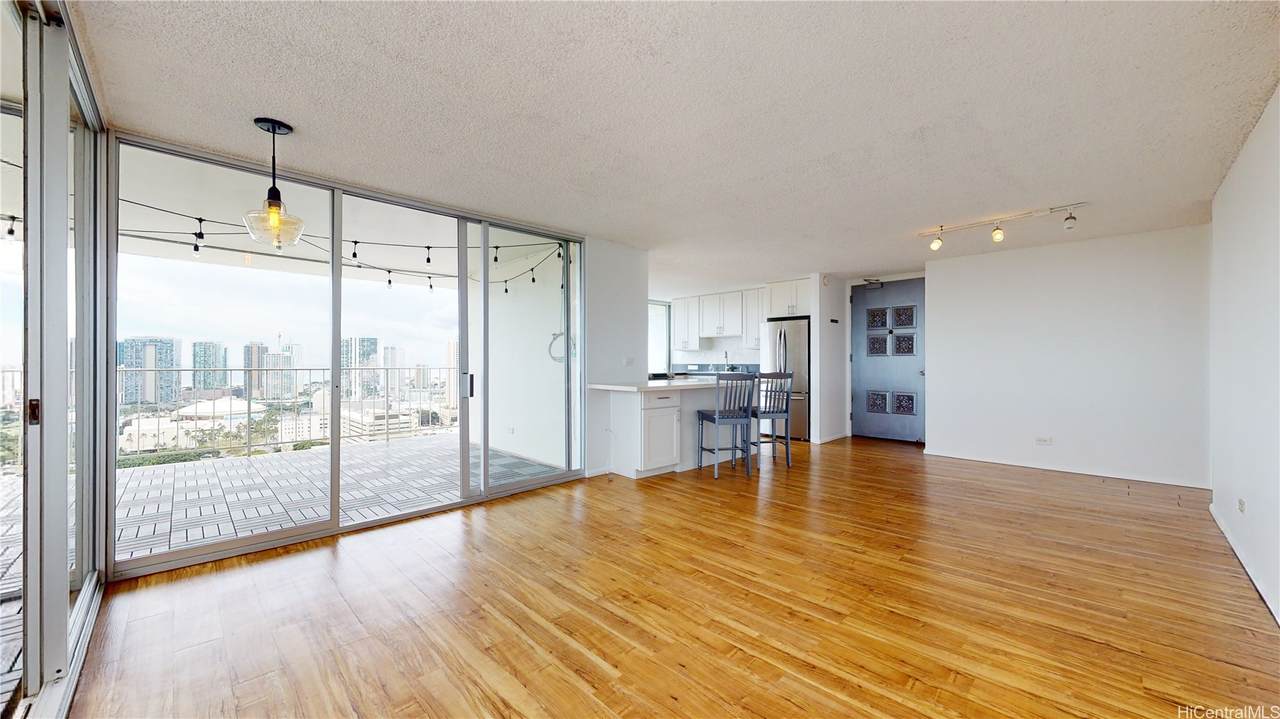 https://bt-photos.global.ssl.fastly.net/honolulu/1280_boomver_2_202607201-2.jpg