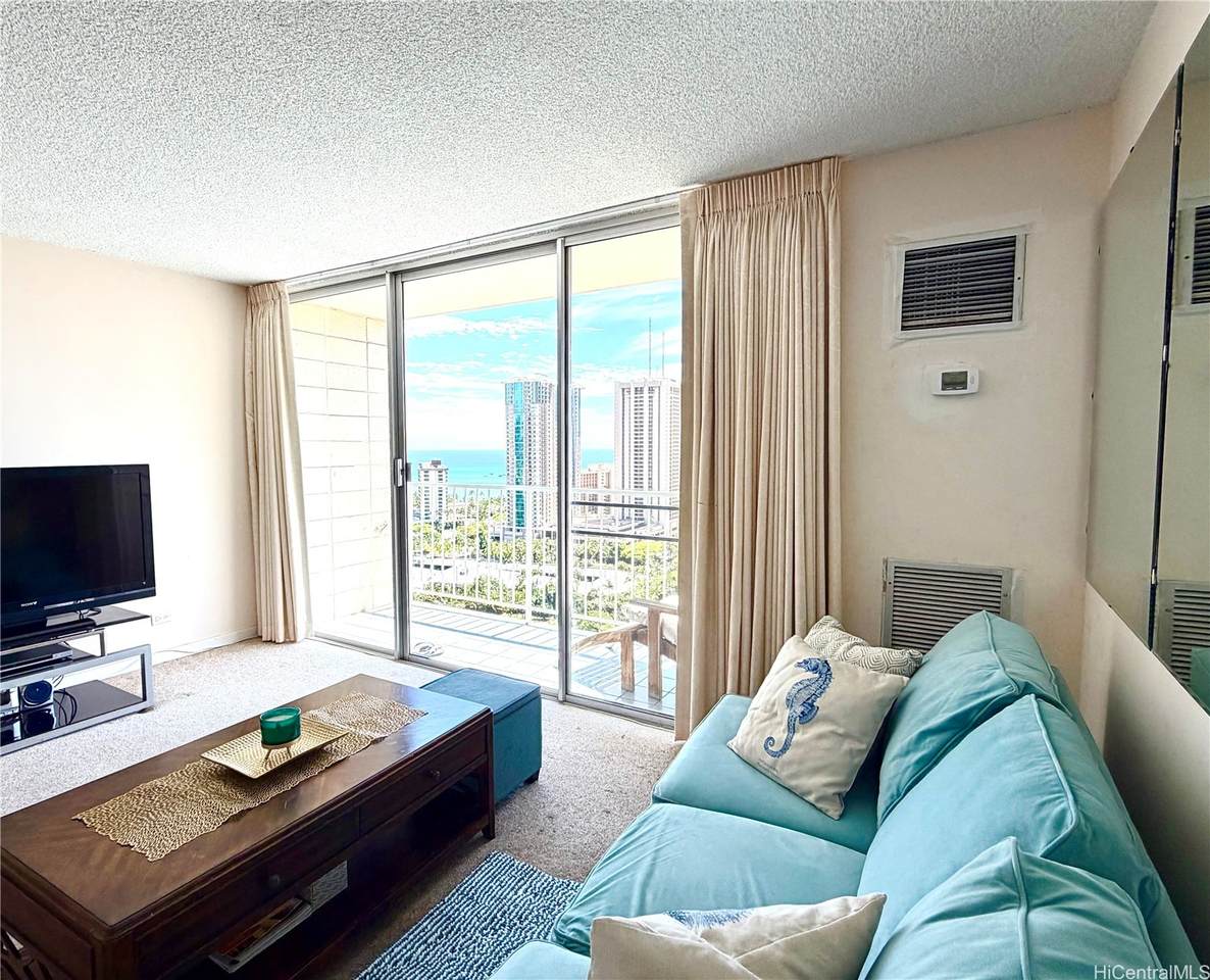 https://bt-photos.global.ssl.fastly.net/honolulu/1280_boomver_2_202607675-2.jpg