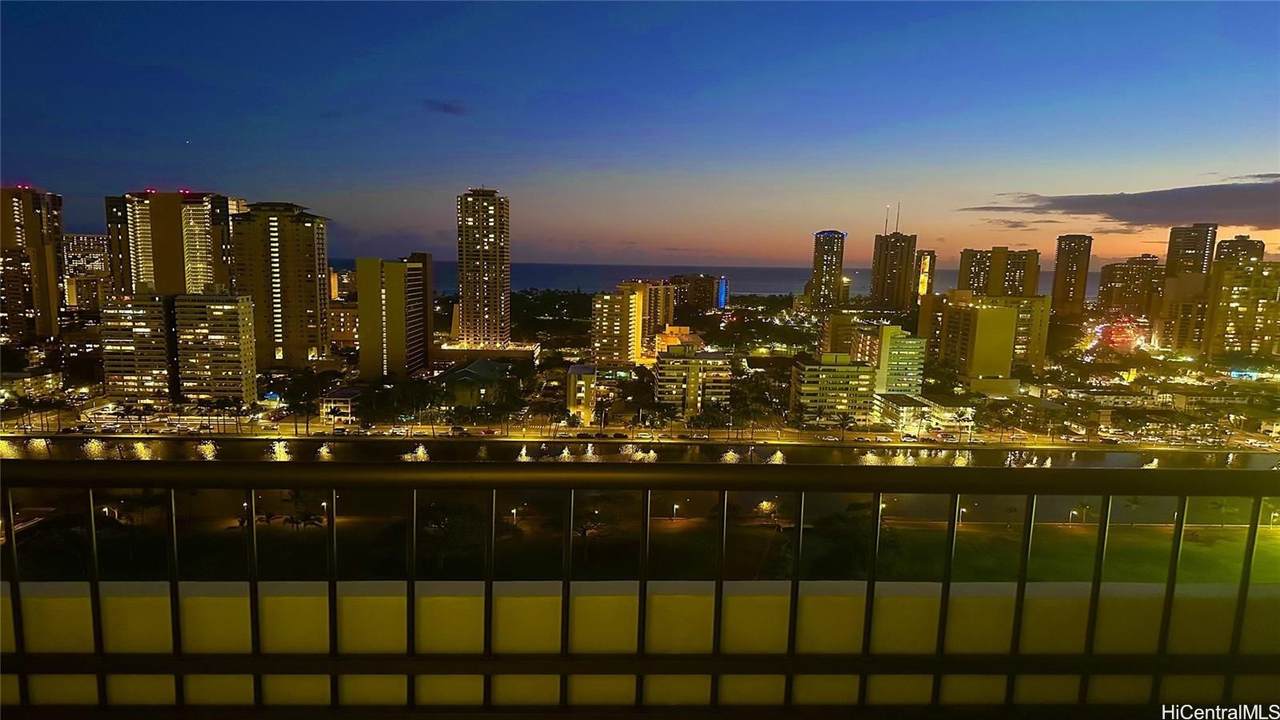 https://bt-photos.global.ssl.fastly.net/honolulu/1280_boomver_2_202608289-2.jpg