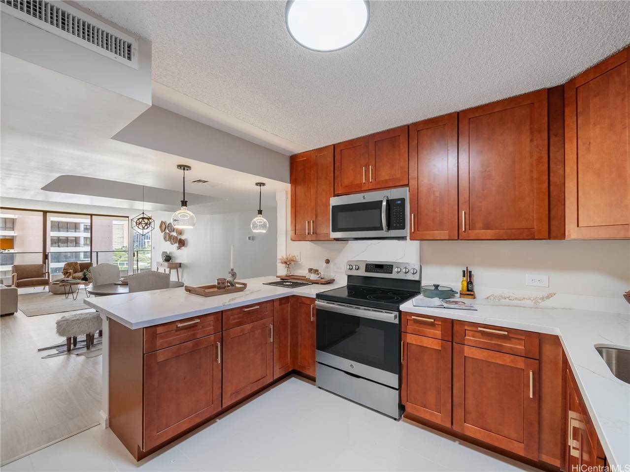 https://bt-photos.global.ssl.fastly.net/honolulu/1280_boomver_2_202608650-2.jpg