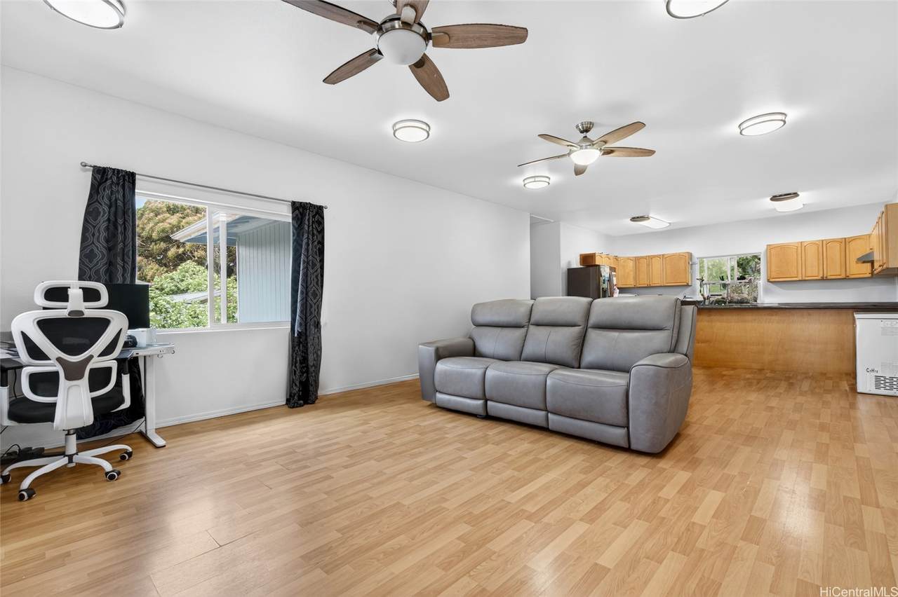 https://bt-photos.global.ssl.fastly.net/honolulu/1280_boomver_2_202608719-2.jpg