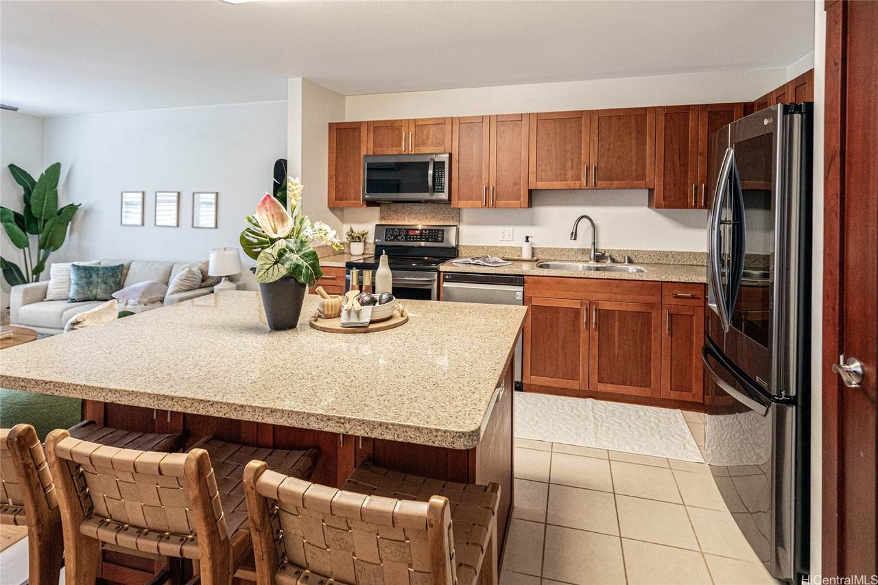 95-060 Waikalani Drive - Photo 1