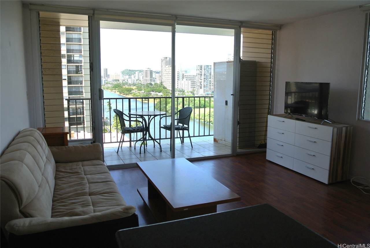 https://bt-photos.global.ssl.fastly.net/honolulu/1280_boomver_2_202609404-2.jpg