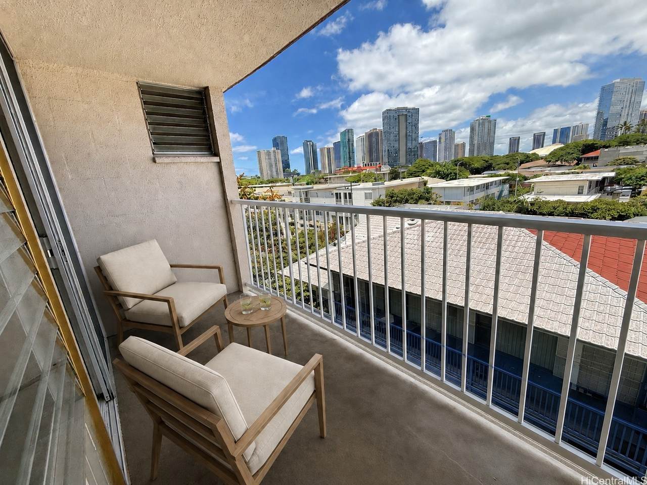 https://bt-photos.global.ssl.fastly.net/honolulu/1280_boomver_2_202609464-2.jpg