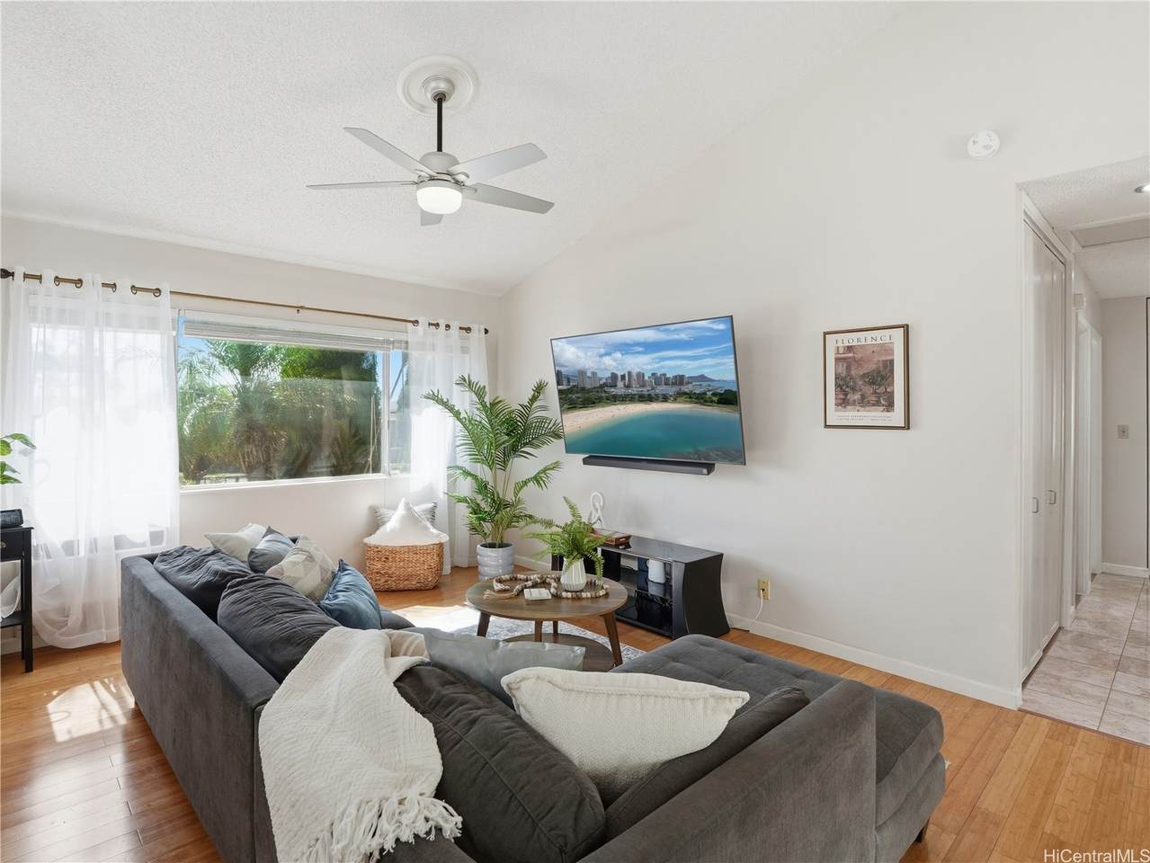 https://bt-photos.global.ssl.fastly.net/honolulu/1280_boomver_1_202609517-2.jpg
