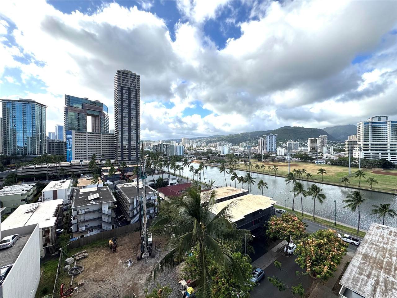 https://bt-photos.global.ssl.fastly.net/honolulu/1280_boomver_2_202610135-2.jpg