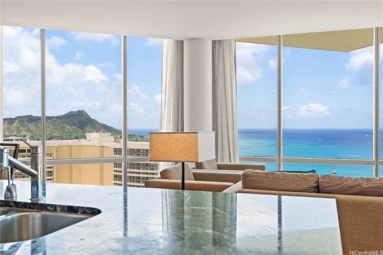 https://bt-photos.global.ssl.fastly.net/honolulu/1280_boomver_2_202610457-2.jpg