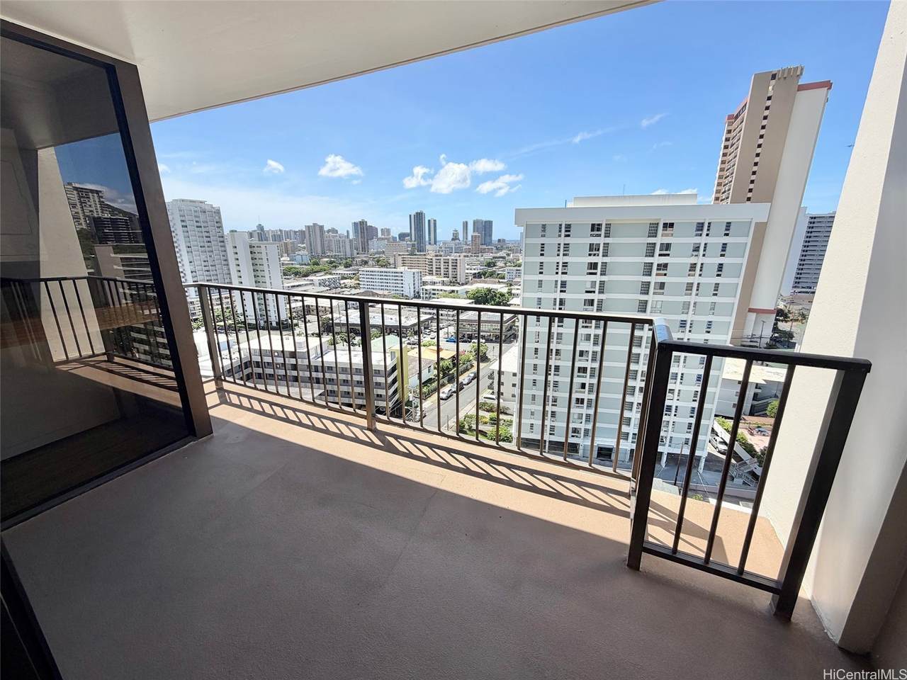 https://bt-photos.global.ssl.fastly.net/honolulu/1280_boomver_2_202610485-2.jpg