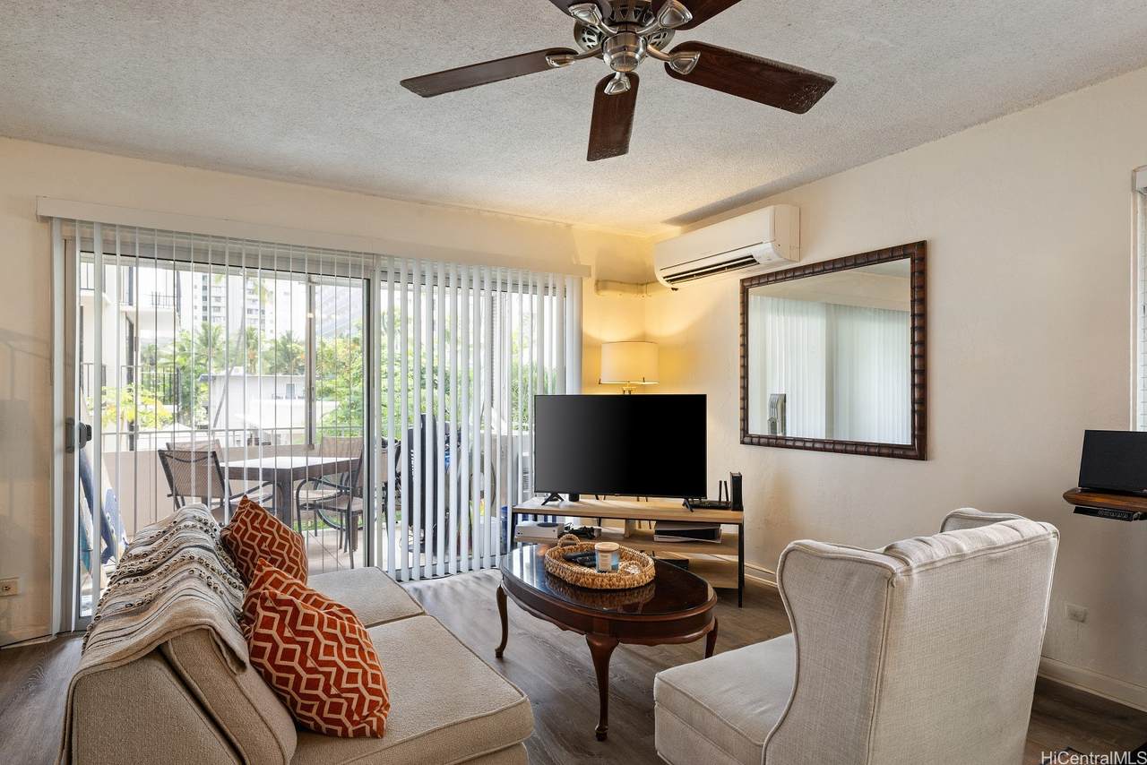 411 Kaiolu Street - Photo 1