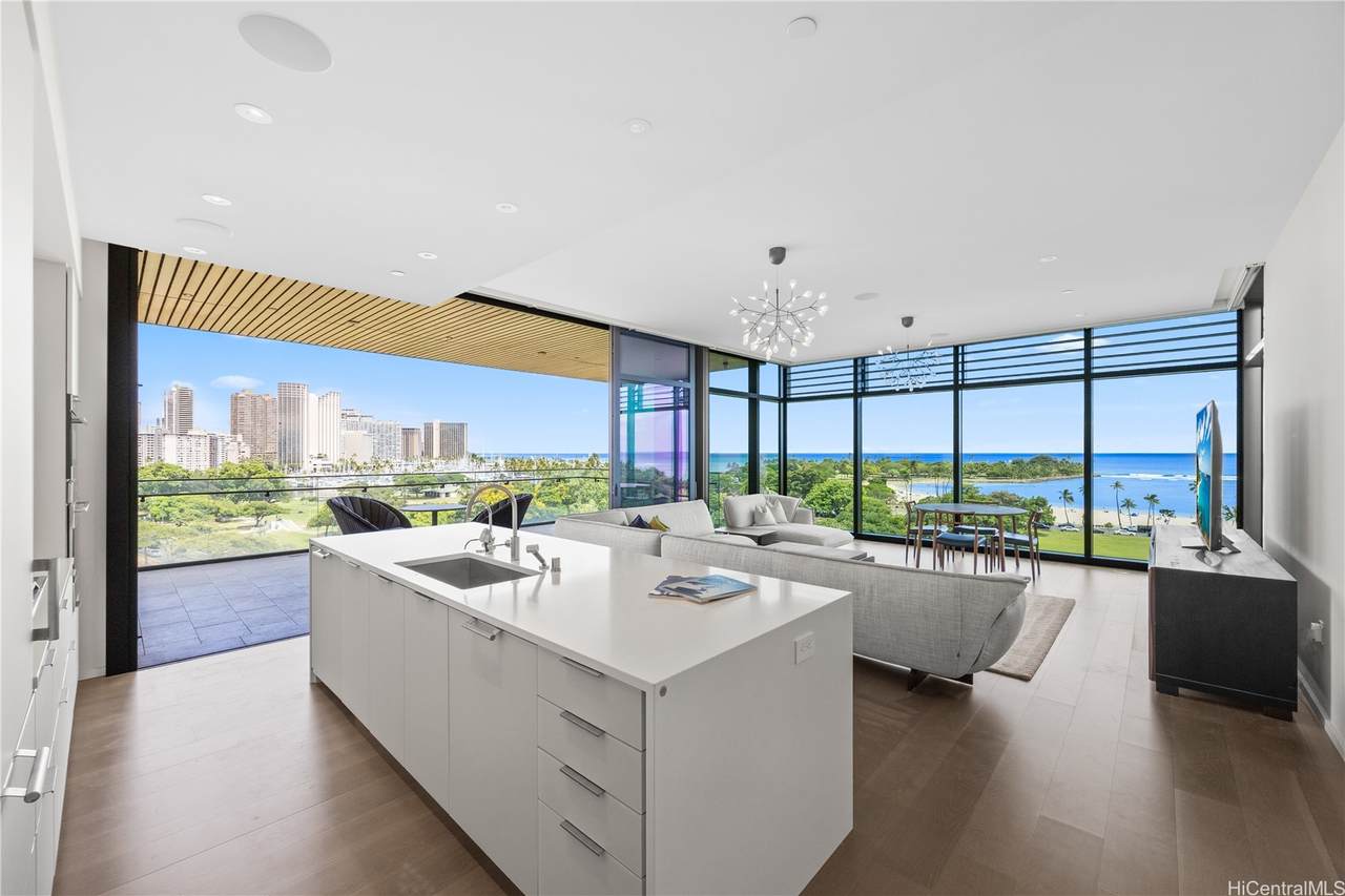 1388 Ala Moana Boulevard - Photo 1