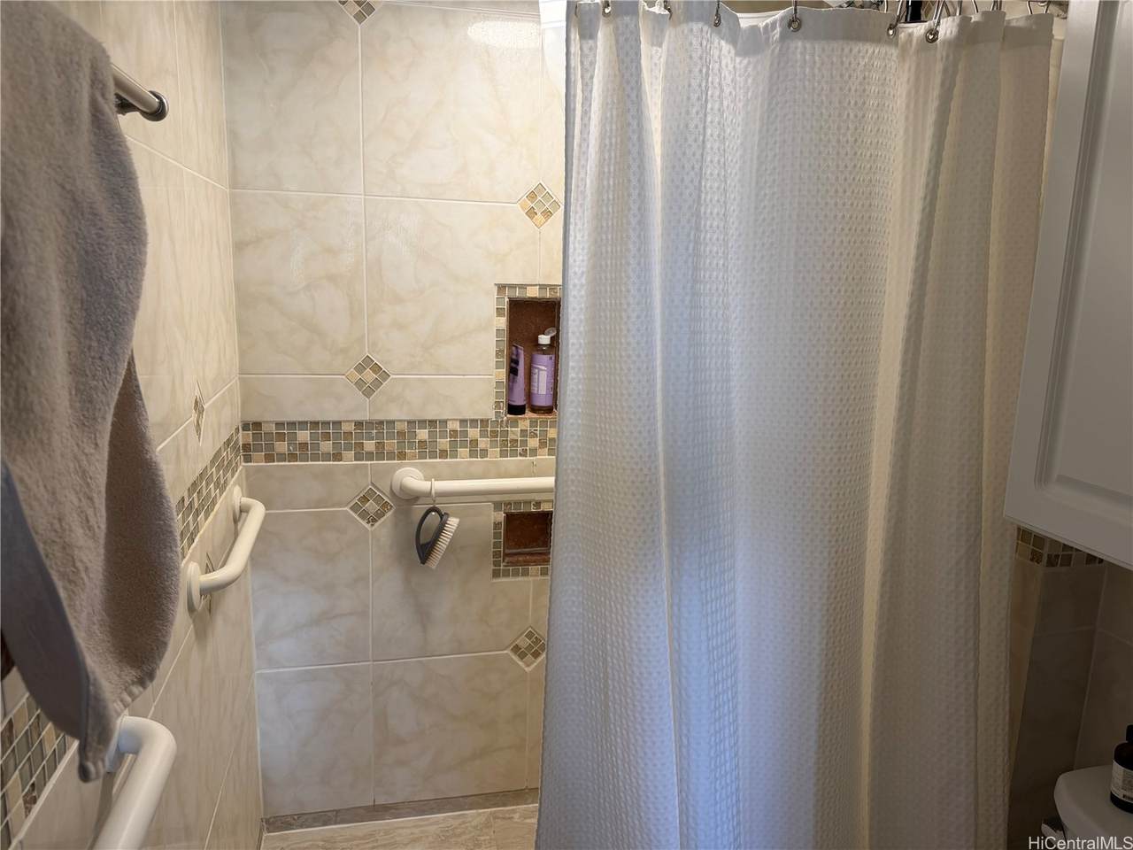 https://bt-photos.global.ssl.fastly.net/honolulu/1280_boomver_2_202611074-2.jpg