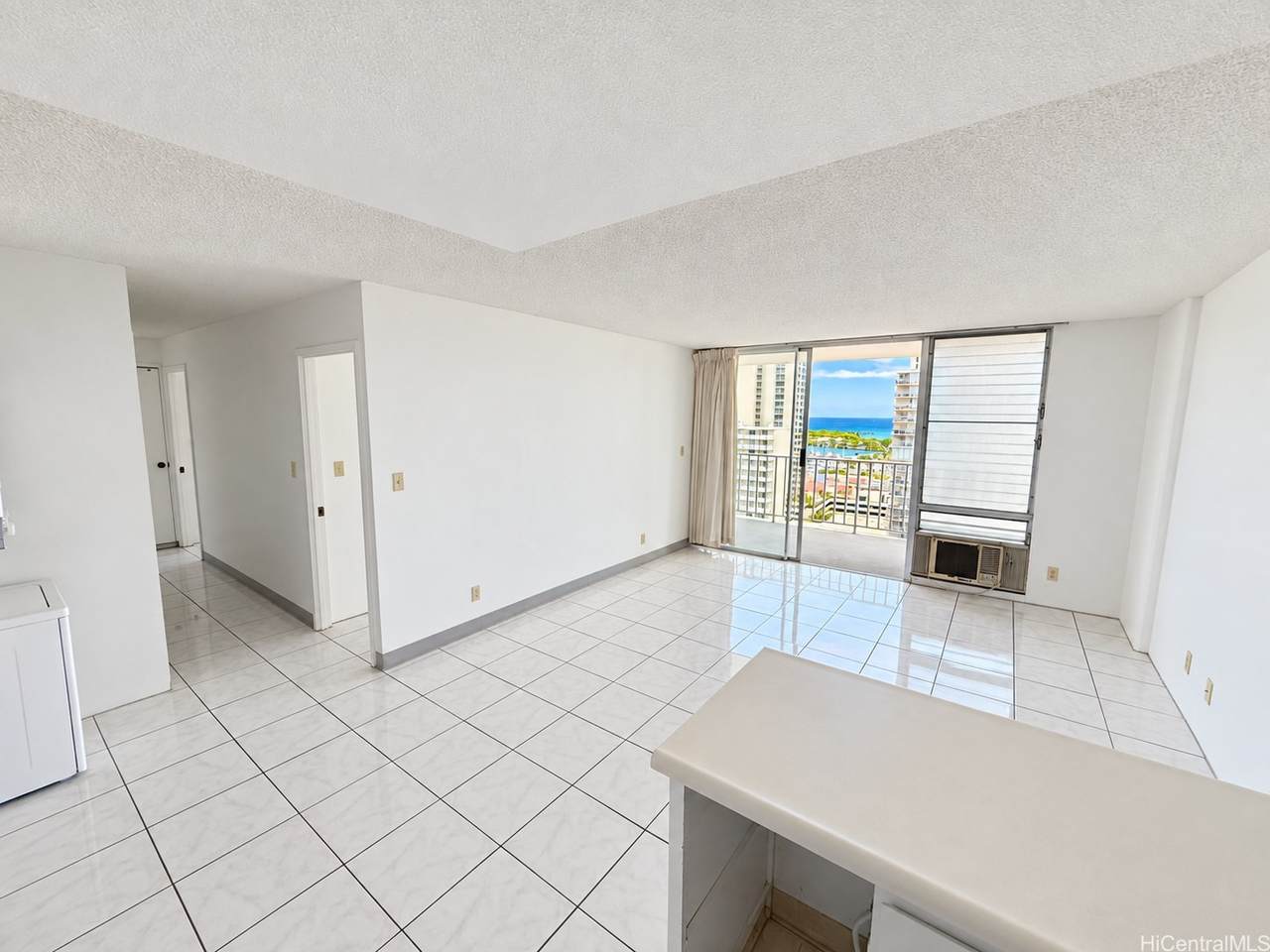 https://bt-photos.global.ssl.fastly.net/honolulu/1280_boomver_2_202611152-2.jpg