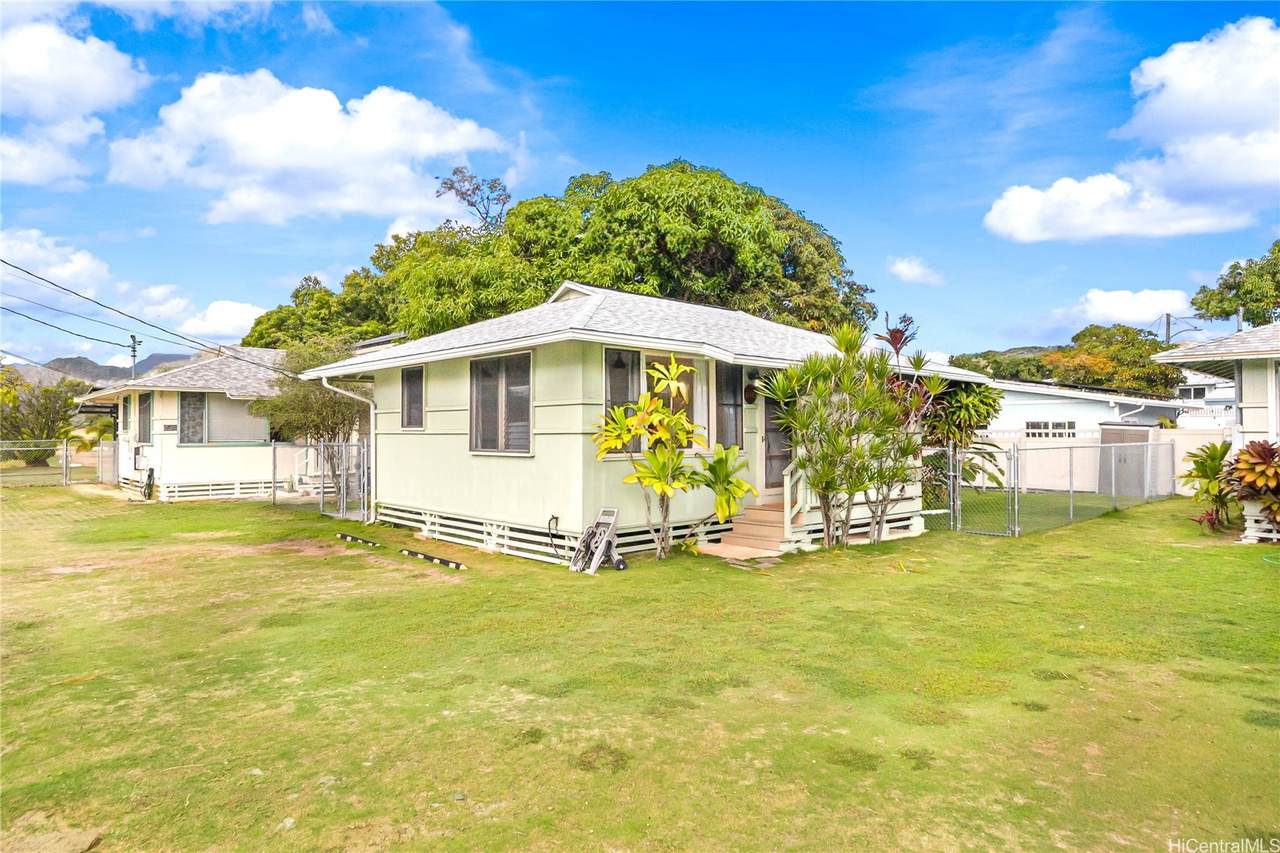 691 Kihapai Street - Photo 1