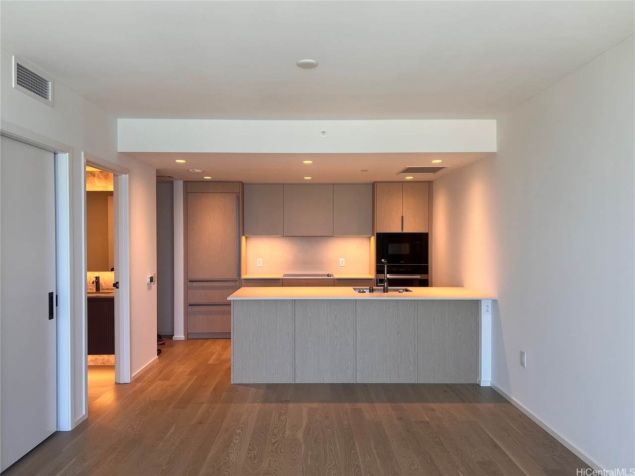 https://bt-photos.global.ssl.fastly.net/honolulu/1280_boomver_2_202611974-2.jpg