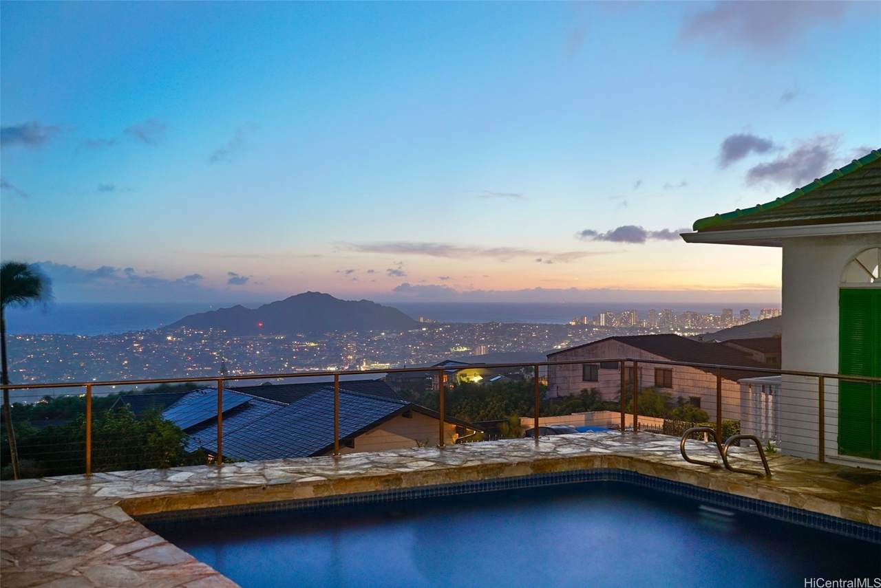 https://bt-photos.global.ssl.fastly.net/honolulu/1280_boomver_2_202612590-2.jpg