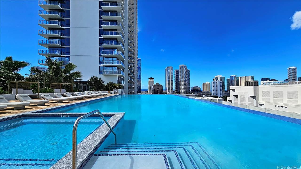 https://bt-photos.global.ssl.fastly.net/honolulu/1280_boomver_2_202614003-2.jpg