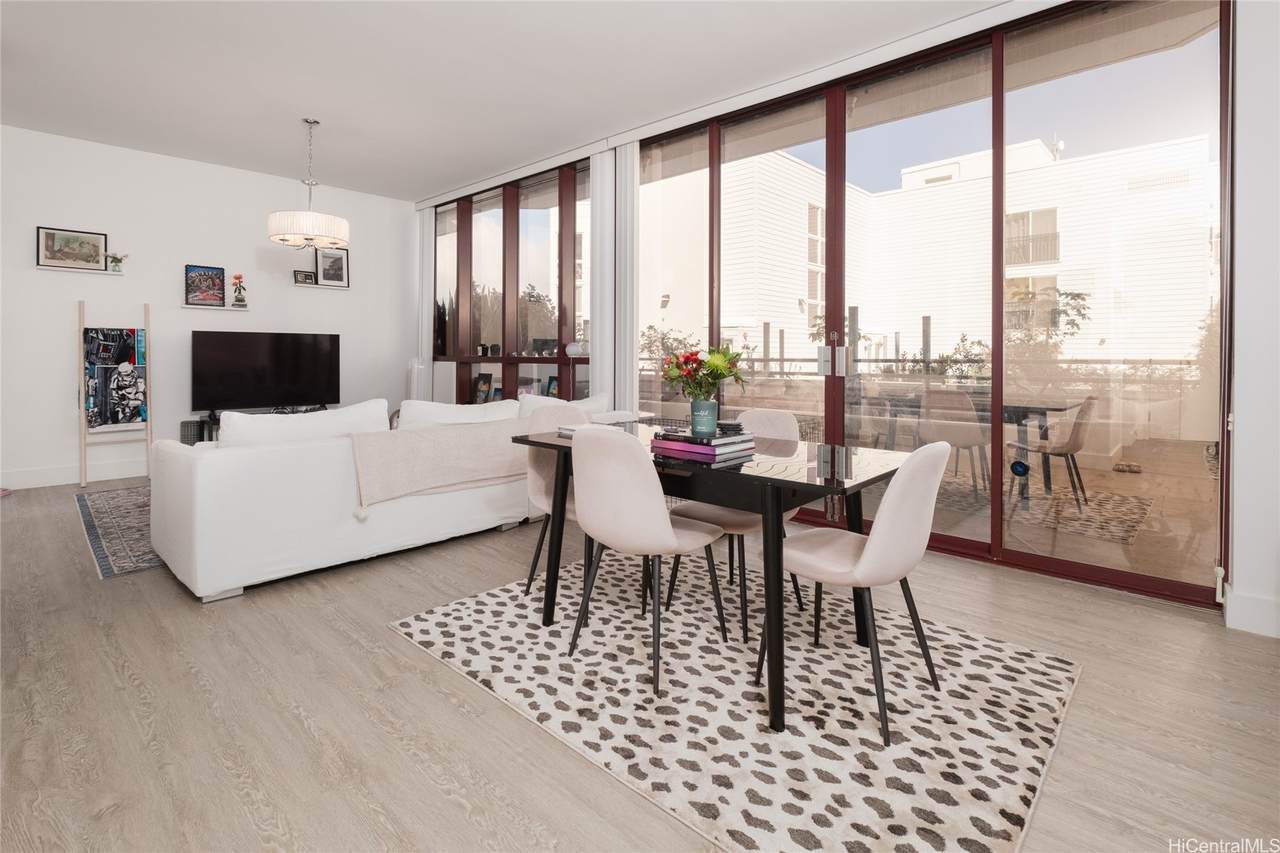 725 Kapiolani Boulevard - Photo 1