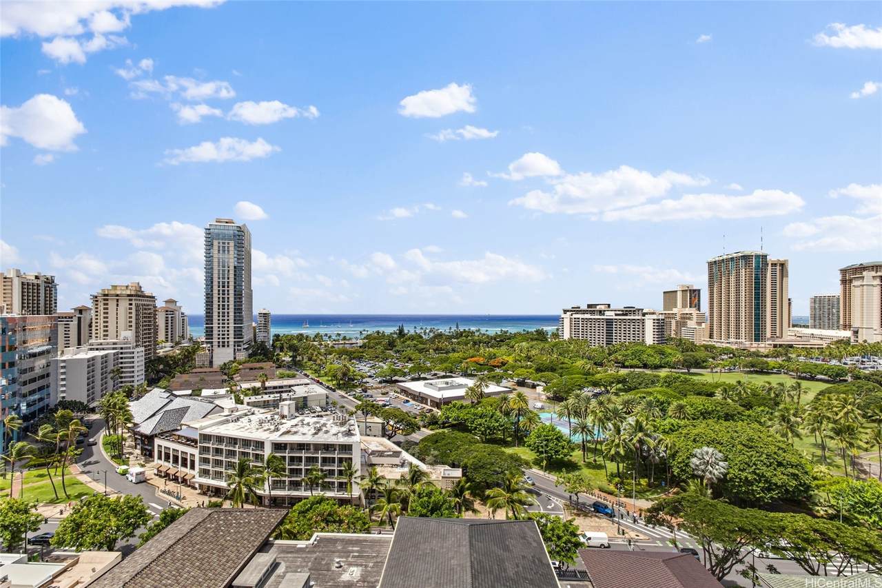 383 Kalaimoku Street - Photo 1