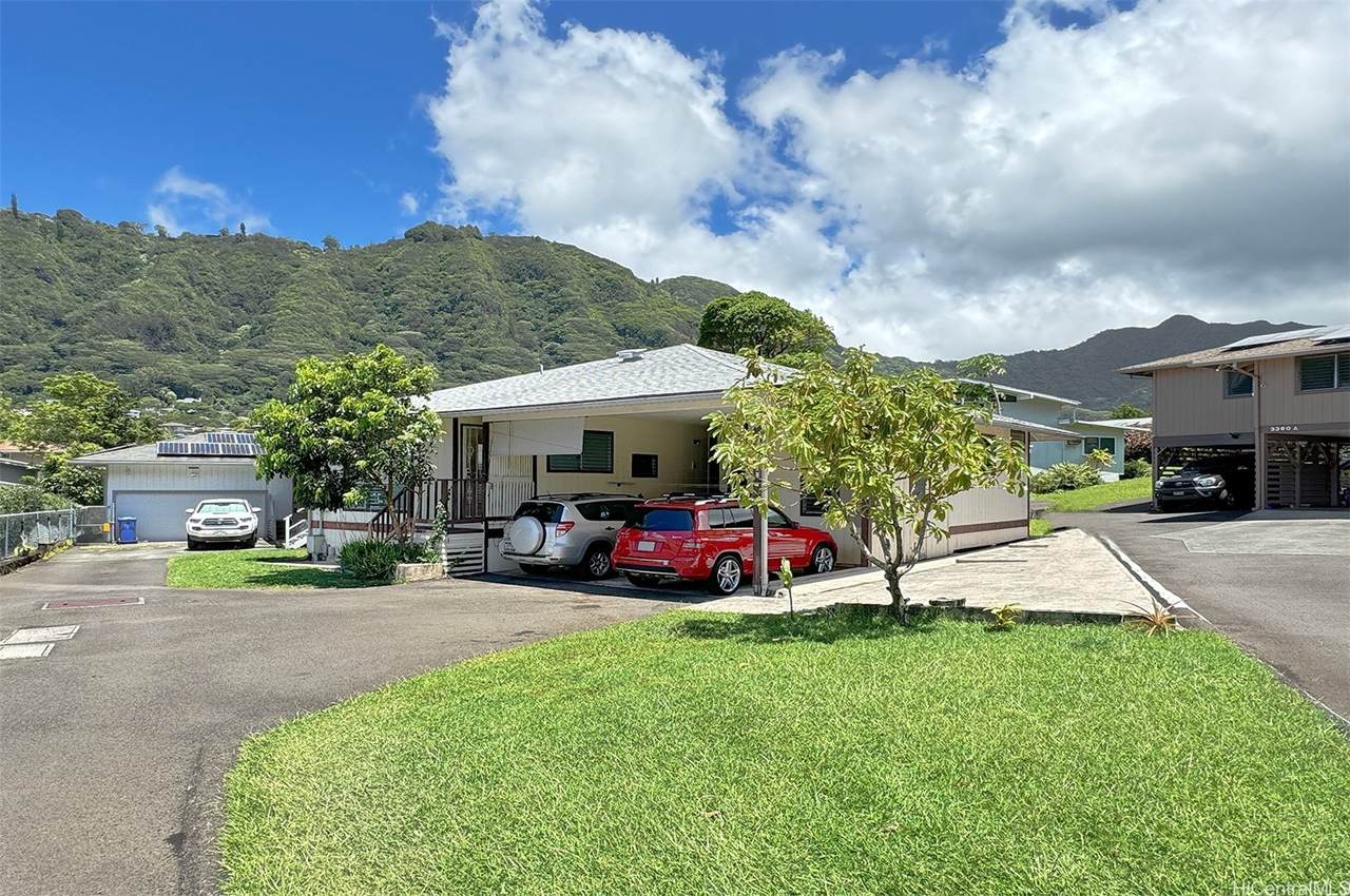 3360 Manoa Road - Photo 1