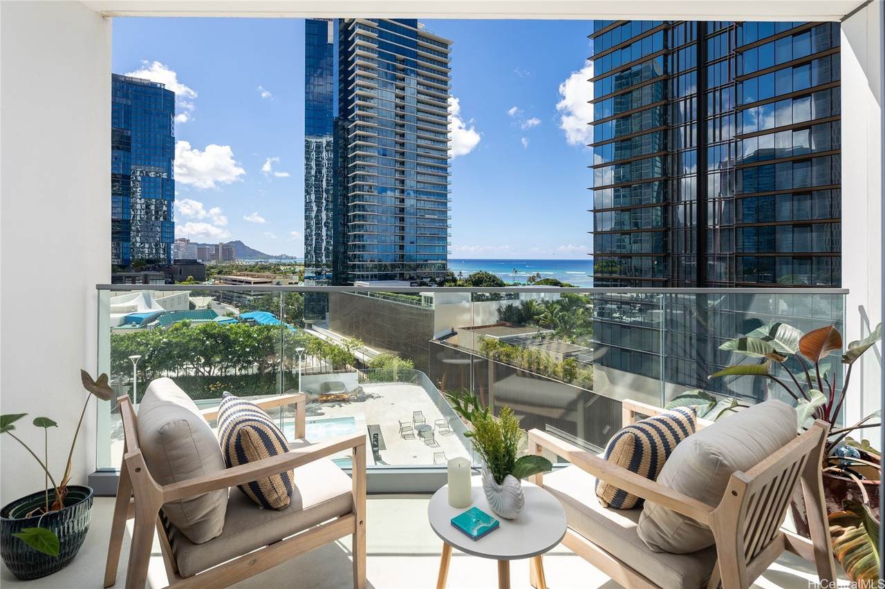 https://bt-photos.global.ssl.fastly.net/honolulu/1280_boomver_3_202420782-2.jpg