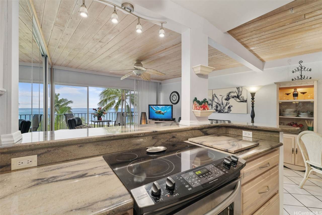 https://bt-photos.global.ssl.fastly.net/honolulu/1280_boomver_3_202501186-2.jpg