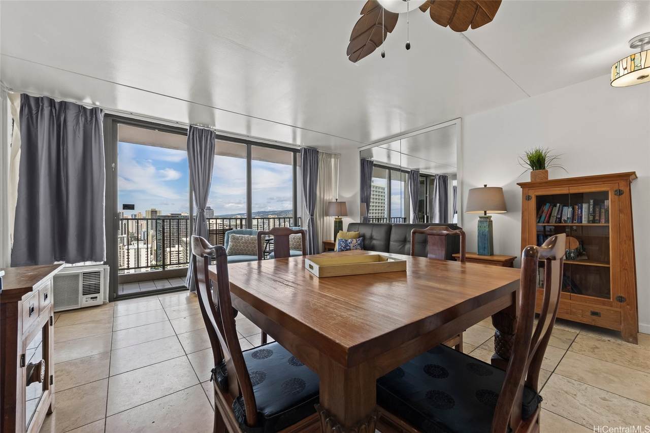 https://bt-photos.global.ssl.fastly.net/honolulu/1280_boomver_3_202502544-2.jpg