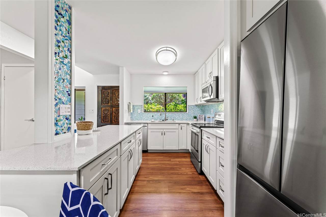 98-1790 Kaahumanu Street - Photo 1