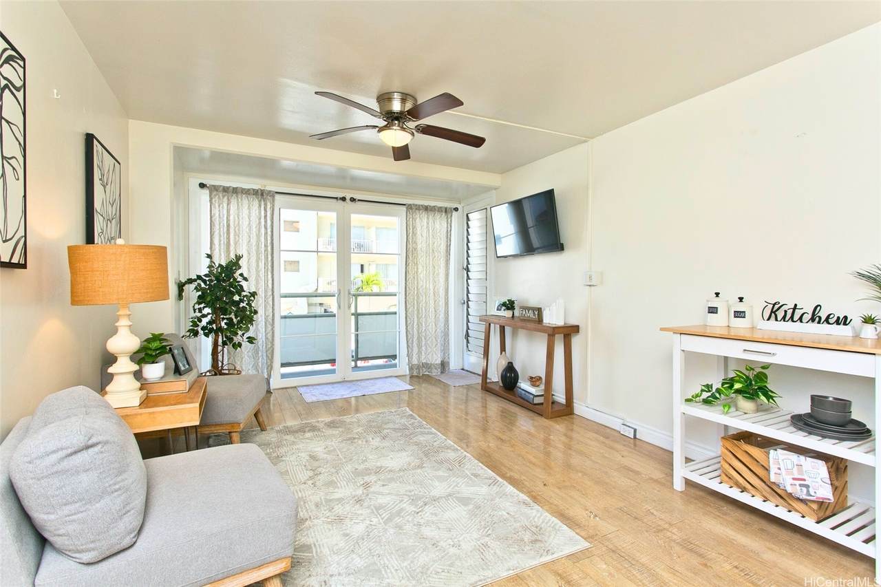 445 Kaiolu Street - Photo 1