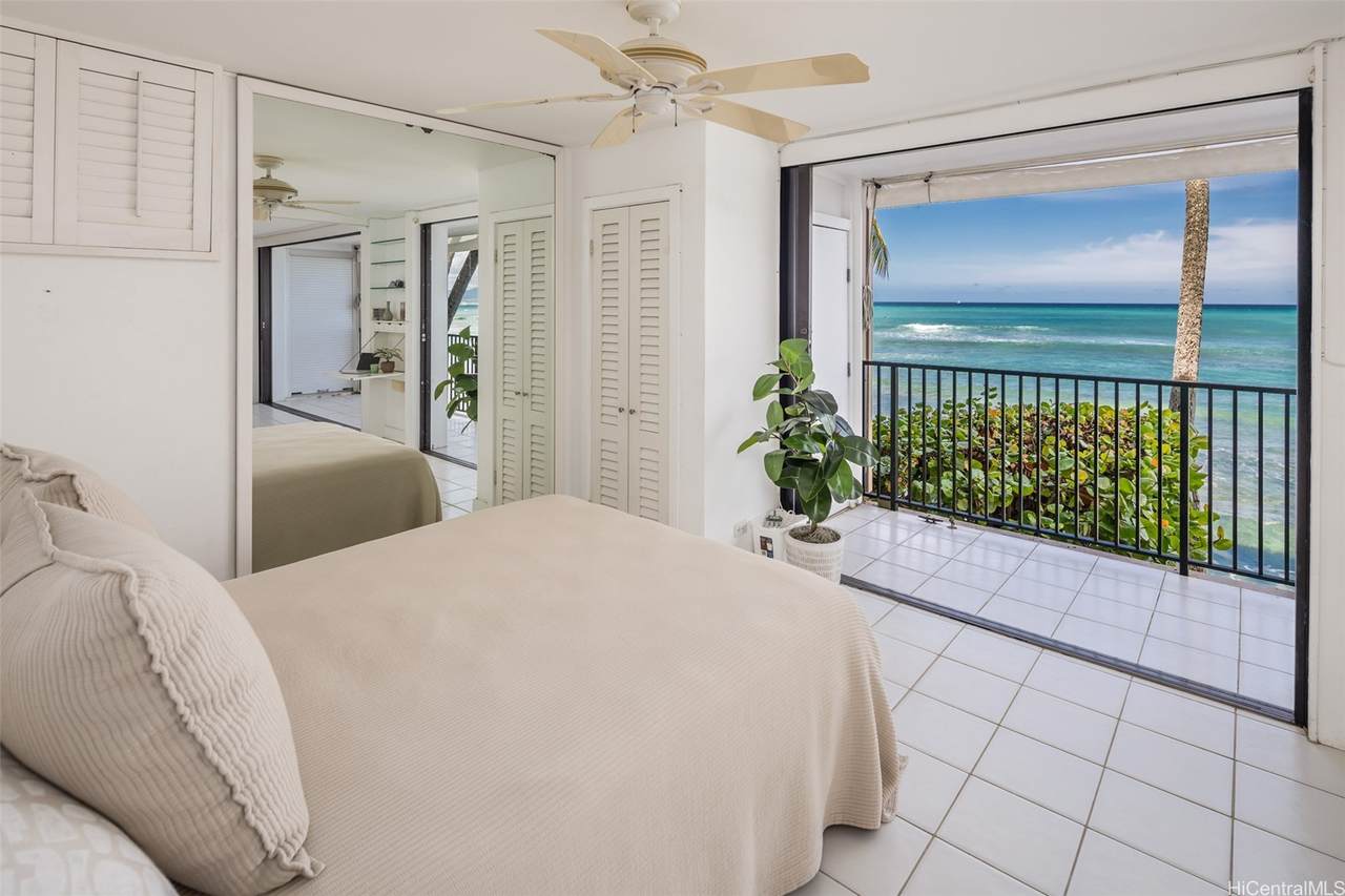 2987 Kalakaua Avenue - Photo 1