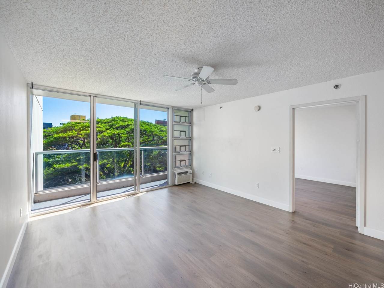 1133 Waimanu Street - Photo 1