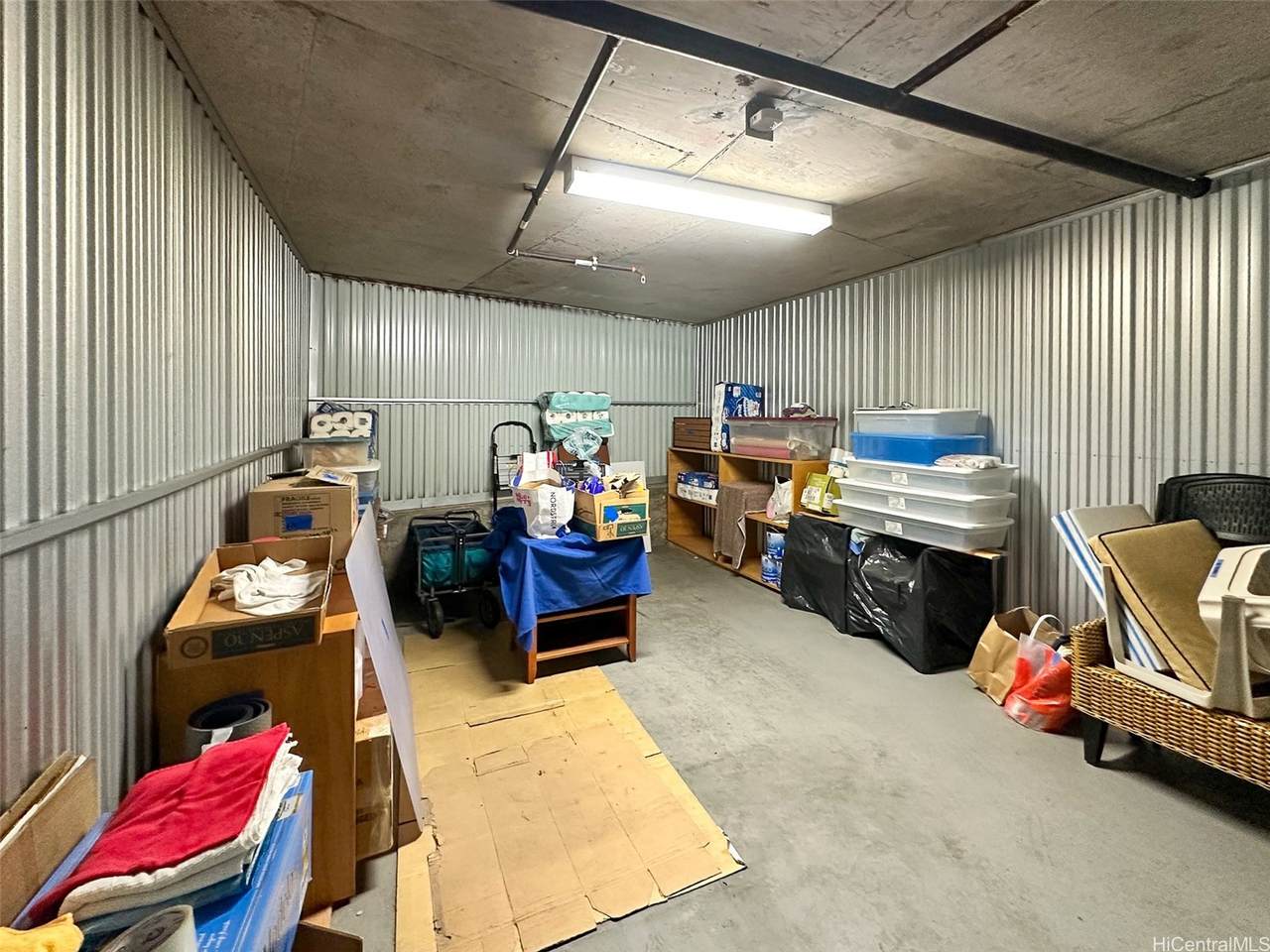 888 Kapiolani Boulevard - Photo 1