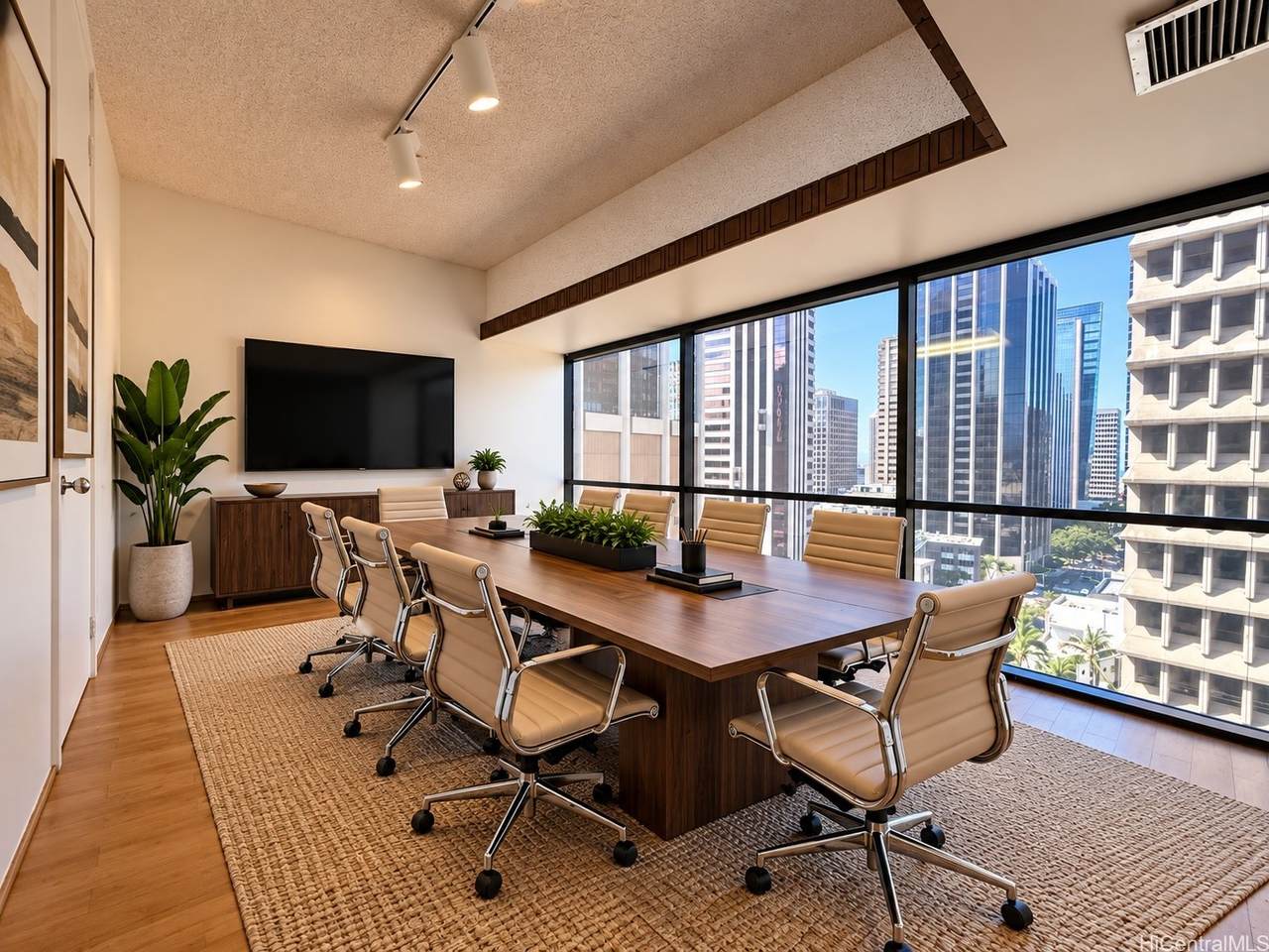 https://bt-photos.global.ssl.fastly.net/honolulu/1280_boomver_3_202606379-2.jpg