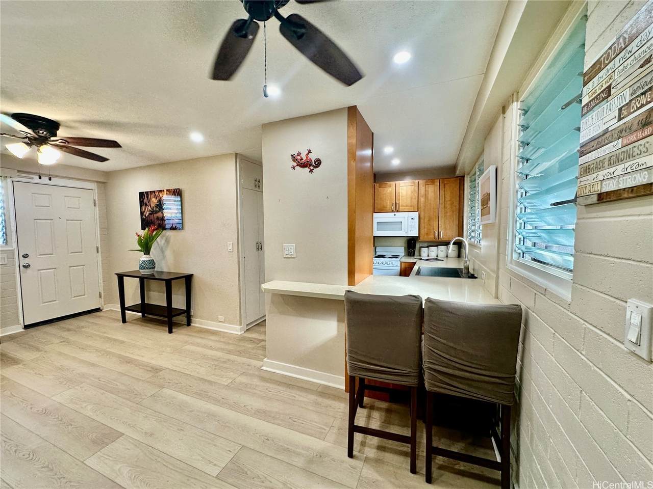 75 Kihapai Street - Photo 1