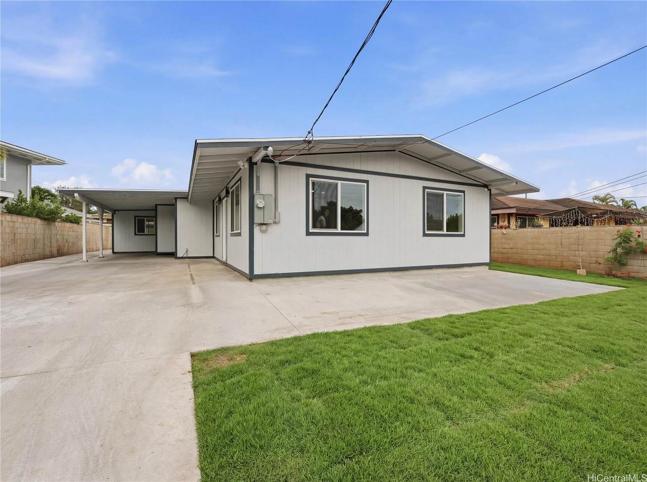 91-1025 Ikulani Street - Photo 1