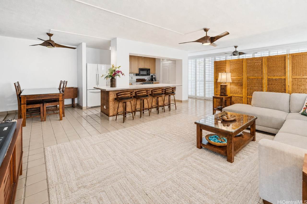 https://bt-photos.global.ssl.fastly.net/honolulu/1280_boomver_3_202607527-2.jpg