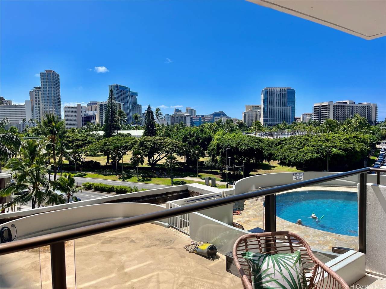 https://bt-photos.global.ssl.fastly.net/honolulu/1280_boomver_3_202608185-2.jpg
