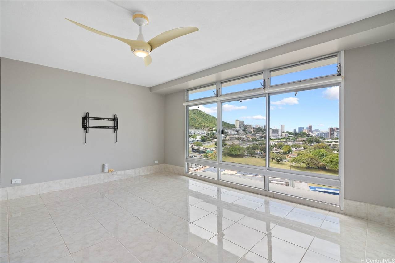https://bt-photos.global.ssl.fastly.net/honolulu/1280_boomver_3_202608948-2.jpg
