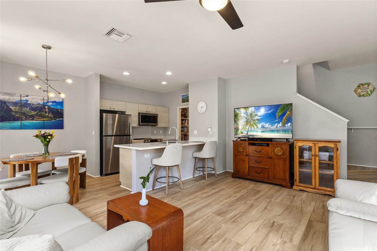https://bt-photos.global.ssl.fastly.net/honolulu/1280_boomver_2_202610151-2.jpg