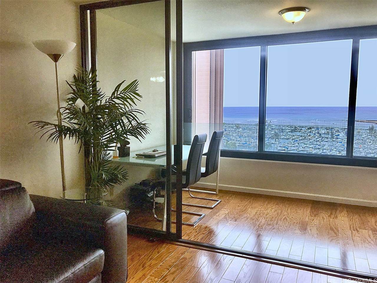 1650 Ala Moana Boulevard - Photo 1