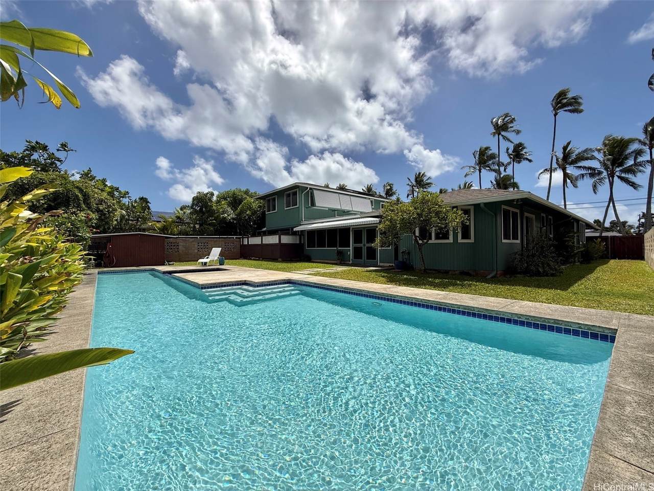 https://bt-photos.global.ssl.fastly.net/honolulu/1280_boomver_3_202612304-4.jpg