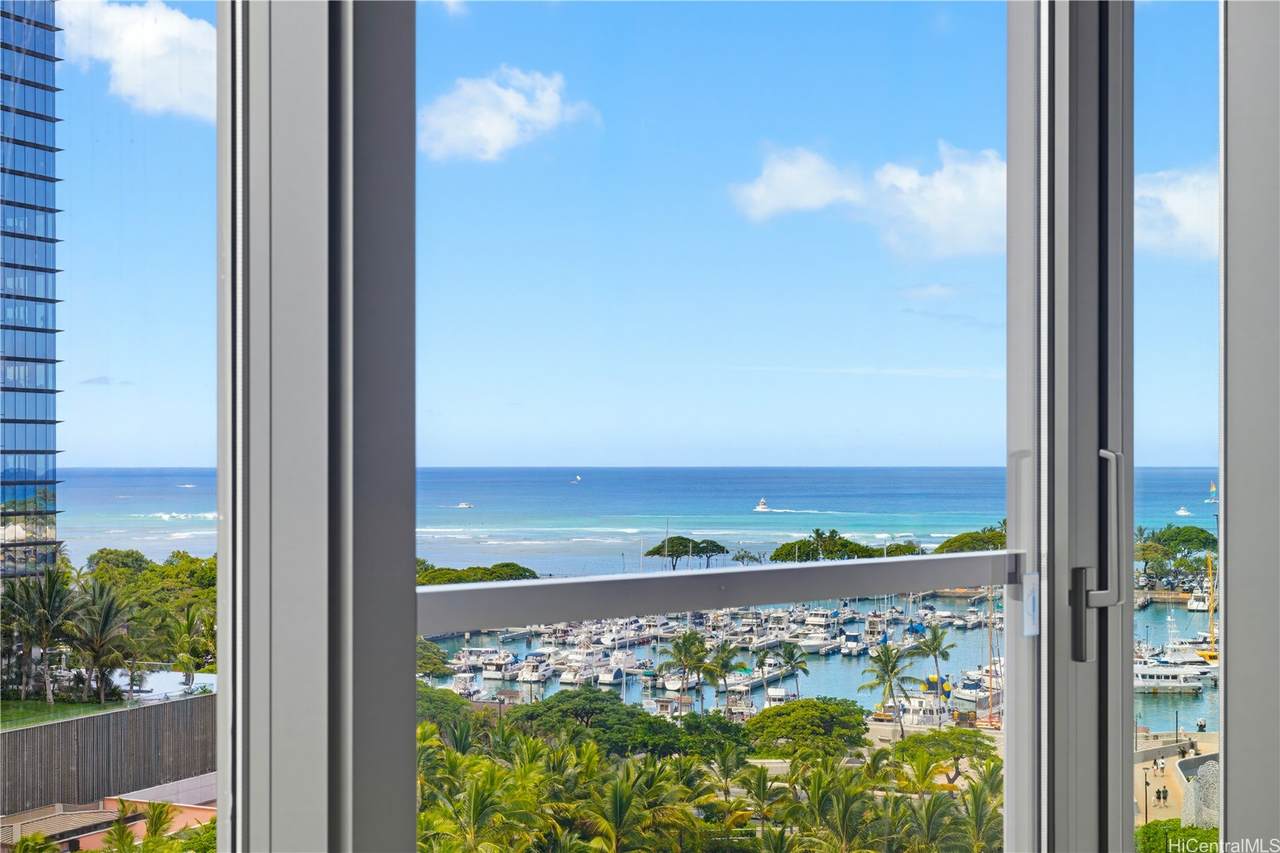 https://bt-photos.global.ssl.fastly.net/honolulu/1280_boomver_3_202613126-2.jpg
