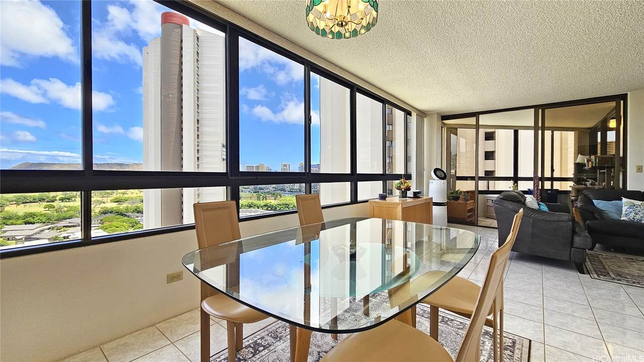 https://bt-photos.global.ssl.fastly.net/honolulu/orig_boomver_3_202613444-2.jpg