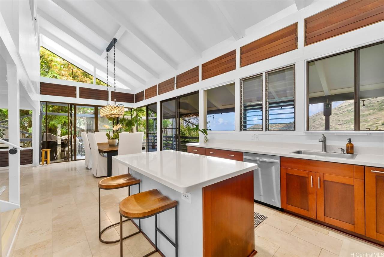 https://bt-photos.global.ssl.fastly.net/honolulu/1280_boomver_3_202613460-2.jpg