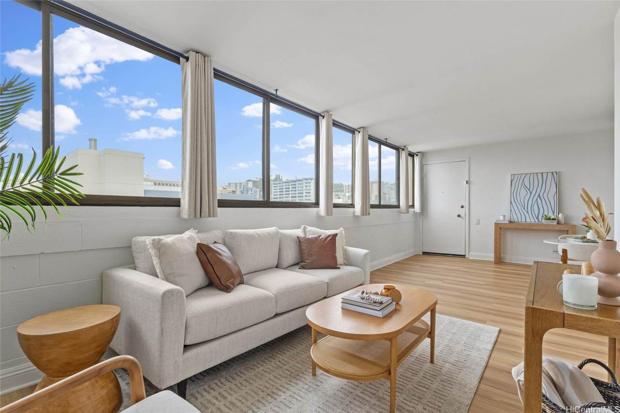 1134 Kinau Street - Photo 1