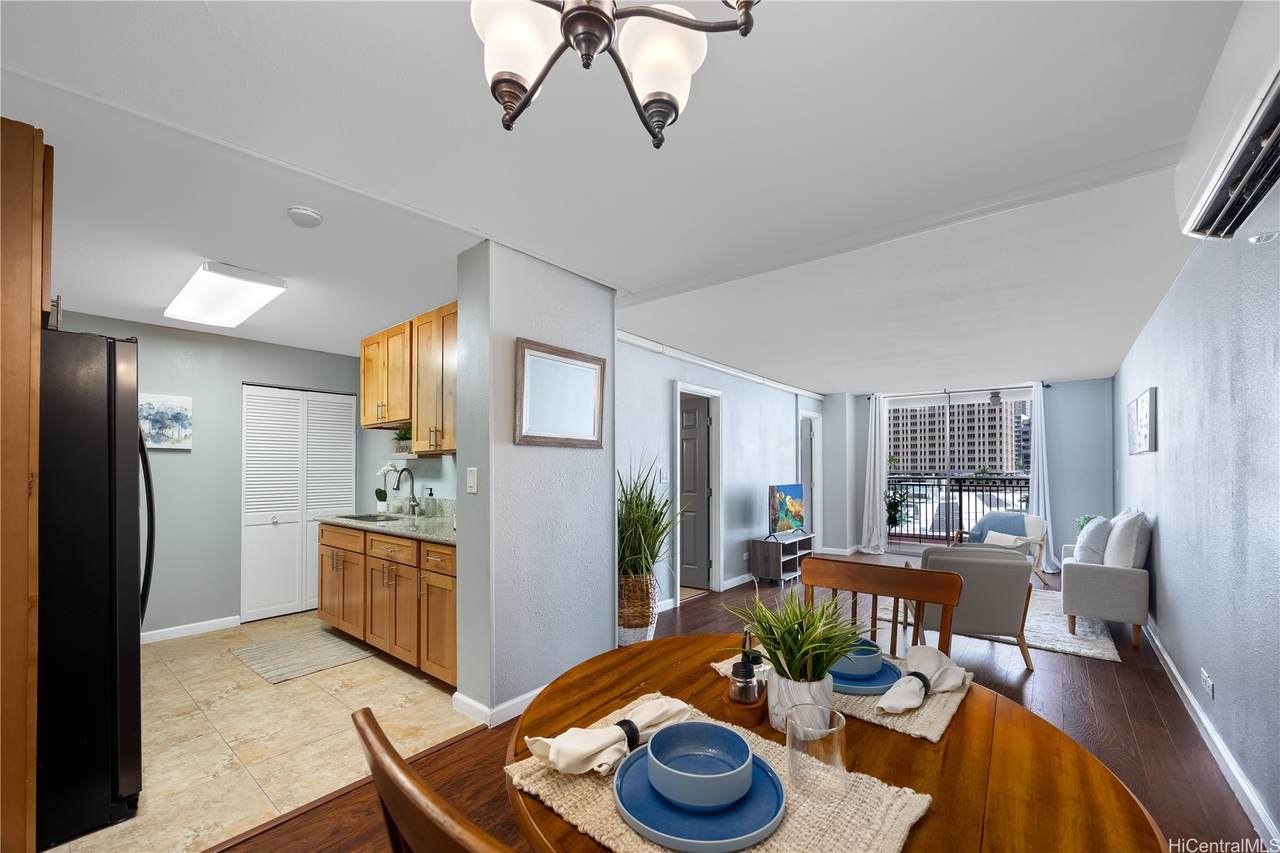 1610 Kanunu Street - Photo 1