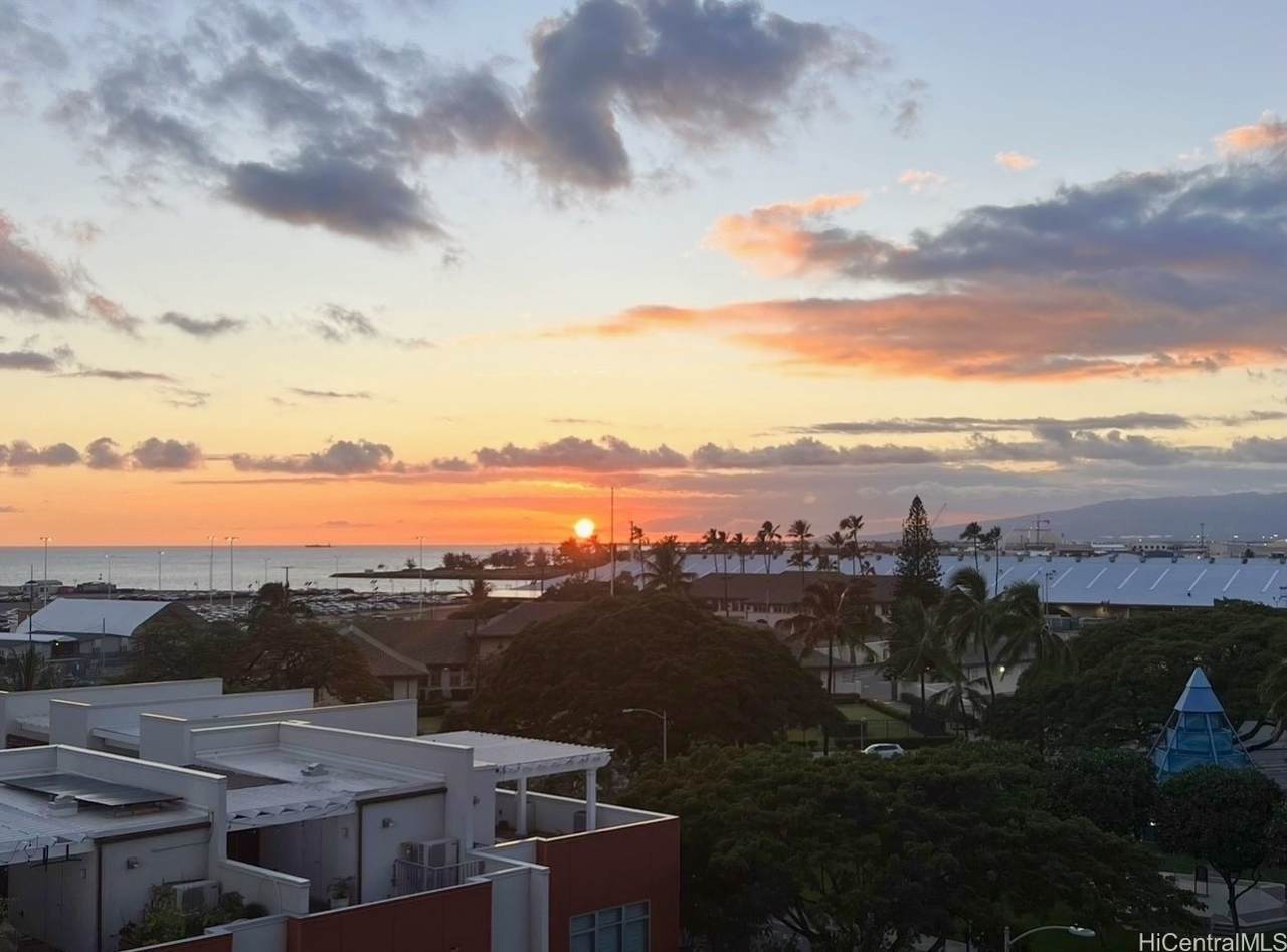https://bt-photos.global.ssl.fastly.net/honolulu/1280_boomver_2_202604844-2.jpg