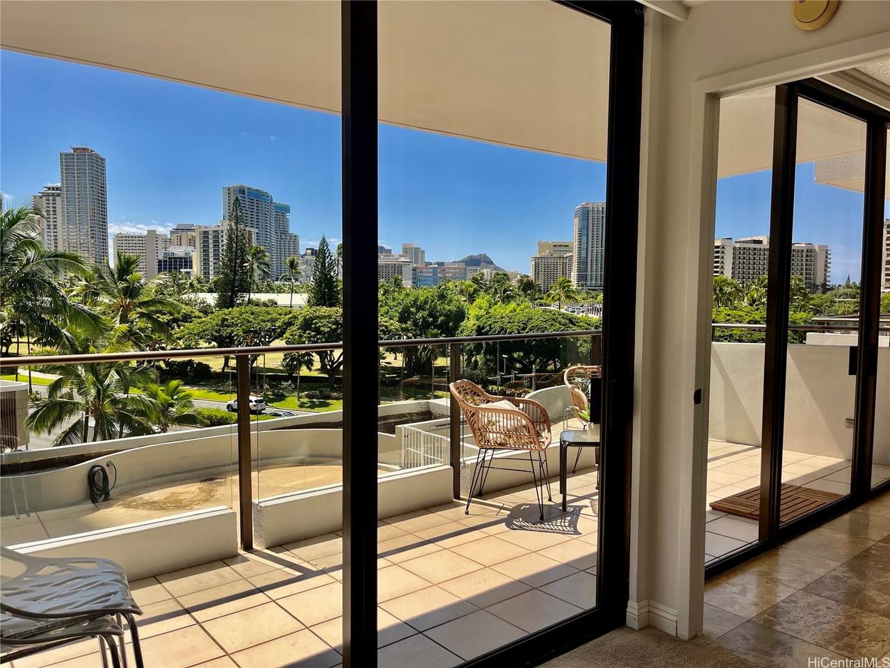 https://bt-photos.global.ssl.fastly.net/honolulu/1280_boomver_3_202608185-2.jpg